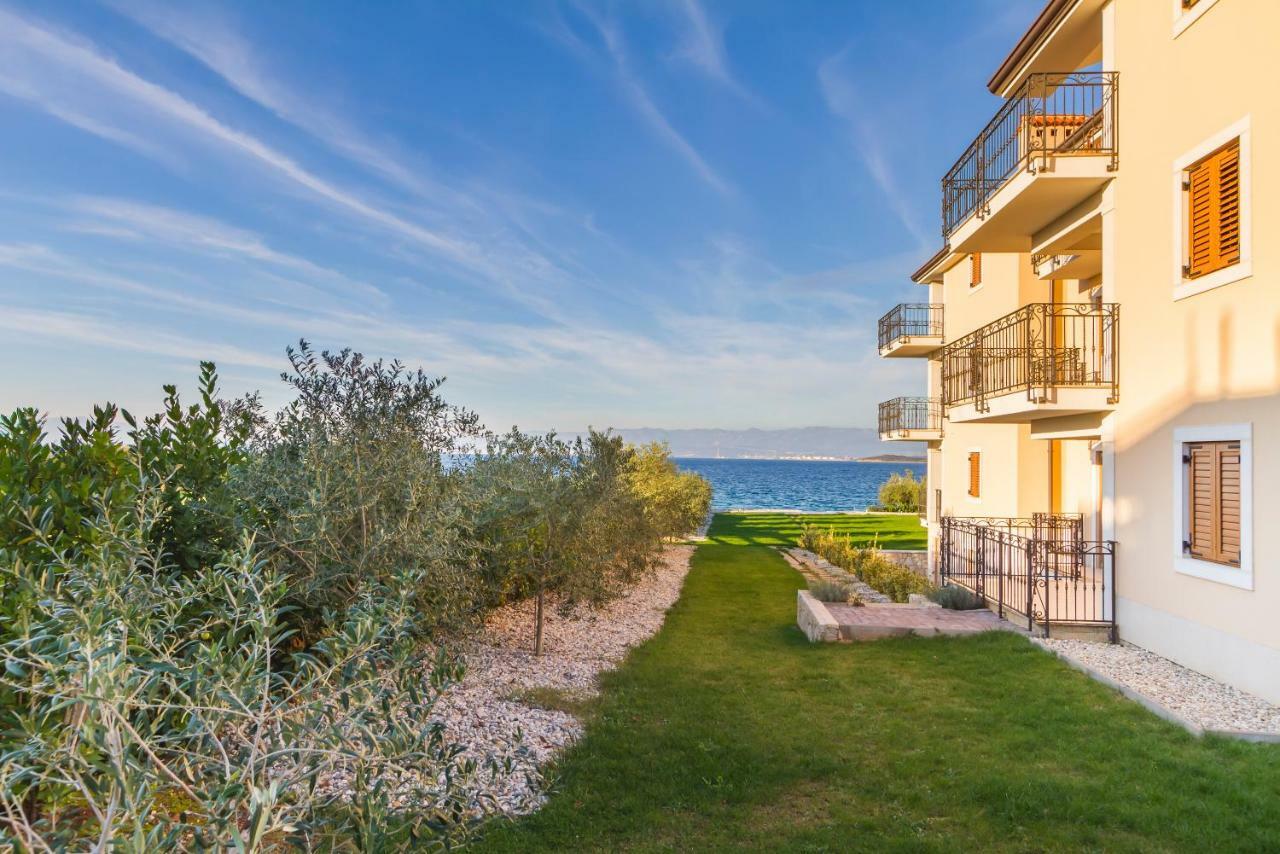 Luxury Apartments Villa Matea 1 Malinska Extérieur photo